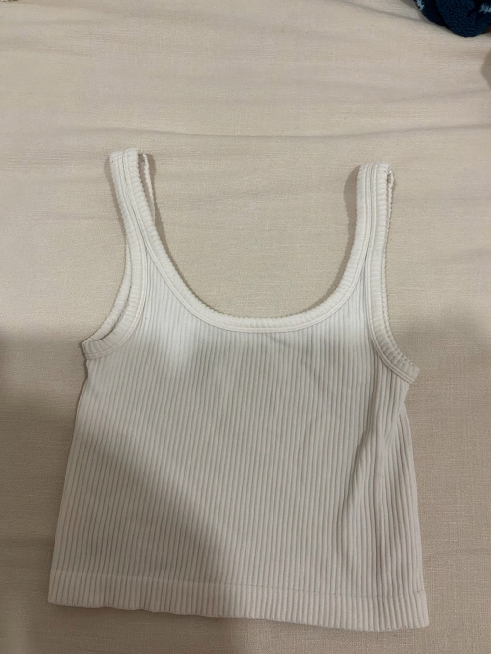Cream Ribbed Scoop Tank - Picture 3 of 4
